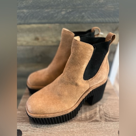 Gianni Bini Ryker Suede Lug Sole Platform Booties Size 8.5 - Picture 9 of 16